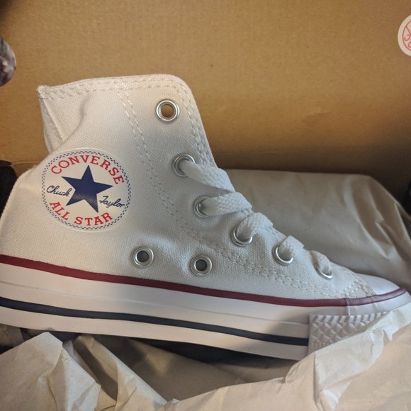 Converse Other - NEW Converse Optical White Youth Hit Top Shoes